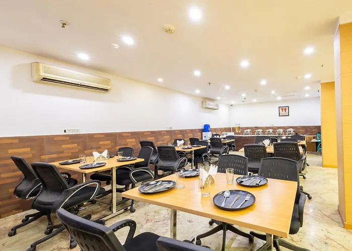 Hotel Vedas Heritage - Karol Bagh